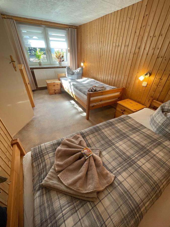 Christels Ferienwohnung 1 In Thale Mit Sonnenterrasse Und Grill Exterior photo
