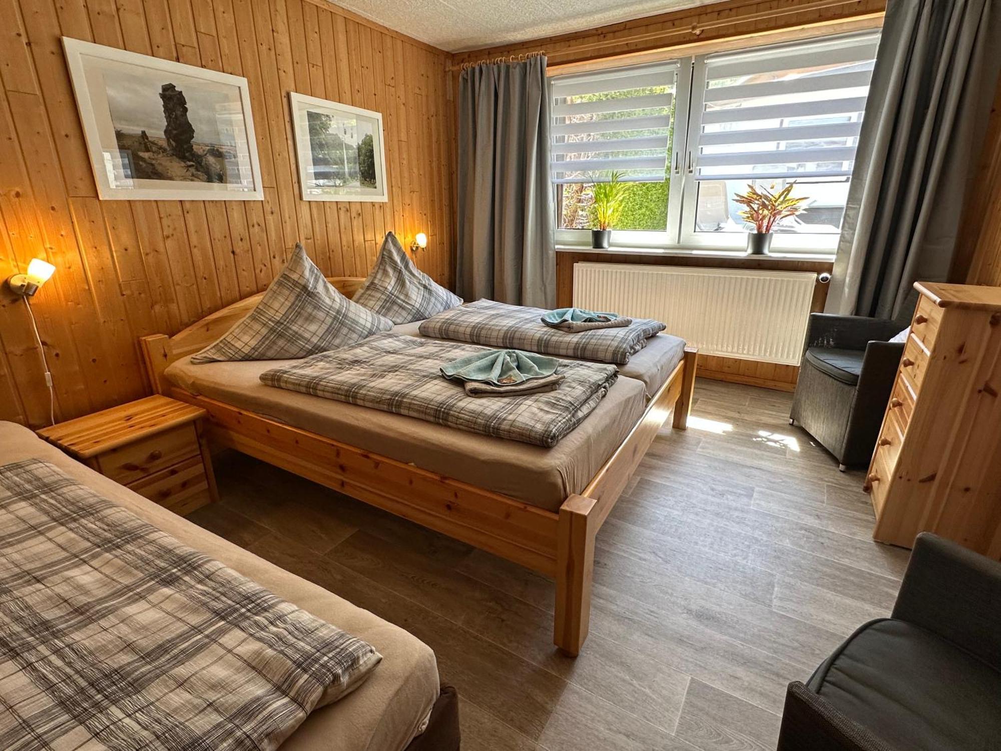 Christels Ferienwohnung 1 In Thale Mit Sonnenterrasse Und Grill Exterior photo